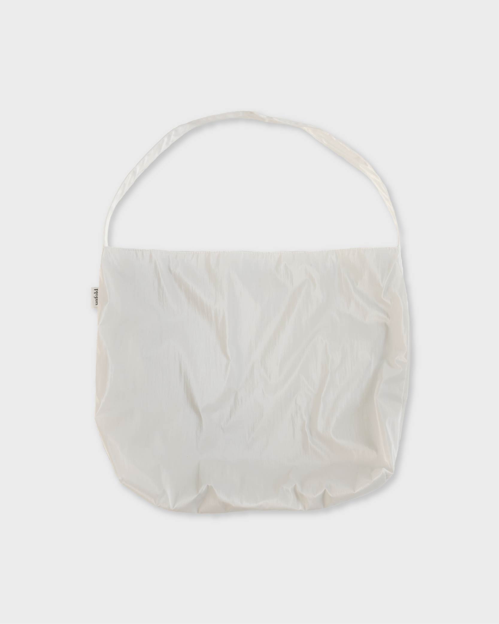 언폴드,unfold,에코백,파우치,천가방,코스터,백팩,스크런치[5/3 예약배송] Glossy shoulder bag (ivory)